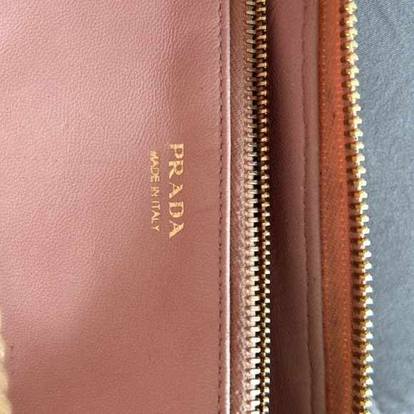 💯Authentic Prada large Dusty Rose Continental wallet.